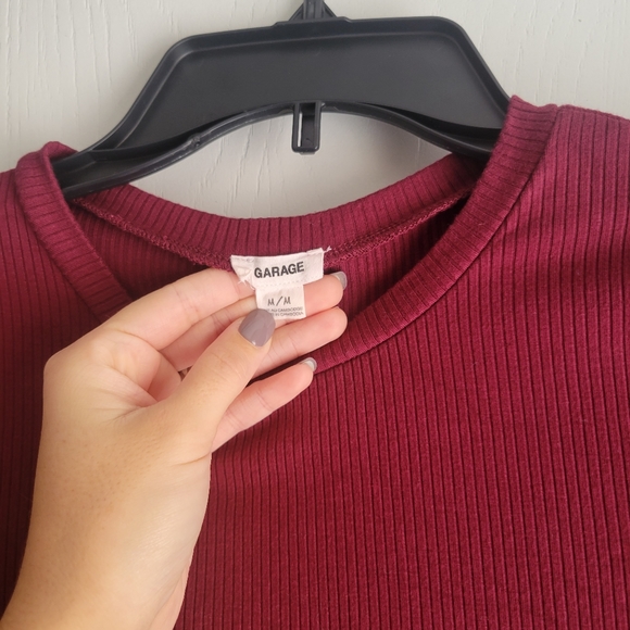 🟣Maroon long sleeve crop top - Picture 3 of 4